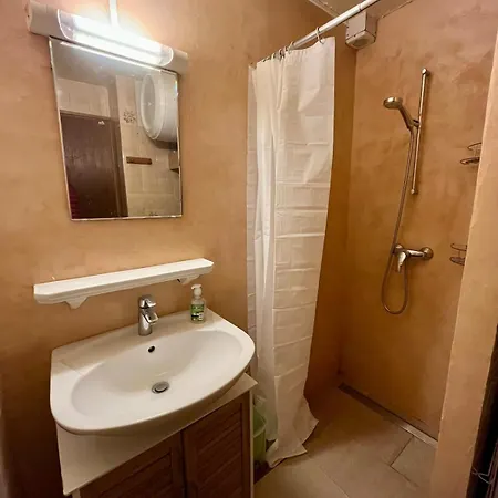 Deux En Rez De Jardin A Апартаменти *