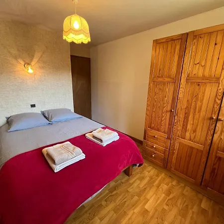 Deux En Rez De Jardin A Апартаменти *